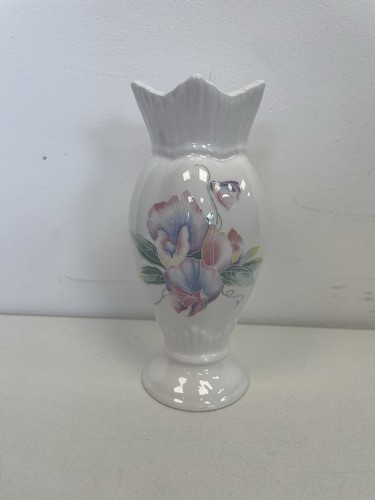 Aynsley little sweetheart vase - aynsley,
