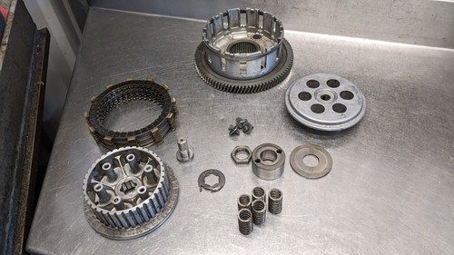 Suzuki gsx750et clutch - suzuki,