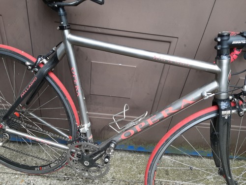 Opera inch carbon - opera, &