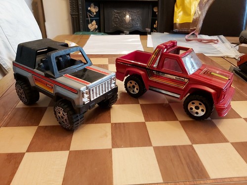 Vintage toy cars - cars, l