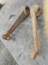 LEYLAND 154,BMC MINI OR NUFFIELD 4/25 TRACTOR HYDRAULIC LIFT UPPER ARMS. 