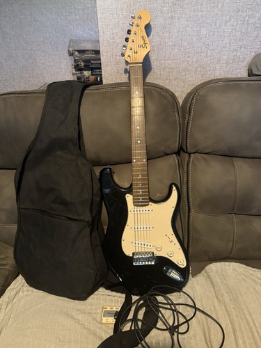 Squier strat fender black - strat,