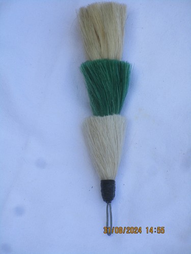 Welsh guards bearskin plumes - guards,