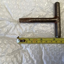 T SHAPED SQUARE DRIVE KEY