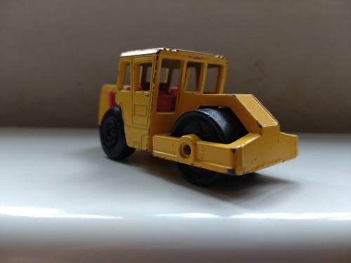 Matchbox bomag road roller - matchbox,