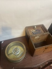 Pigeon Clock Vintage Oak Box J