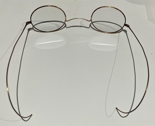 Antique wire frame - glasses,