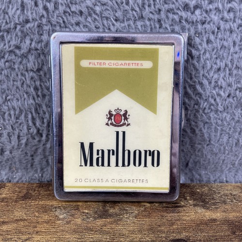 Vintage marlboro cigarette - -,