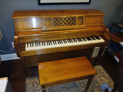 Piano grinnell bros - grinnell,