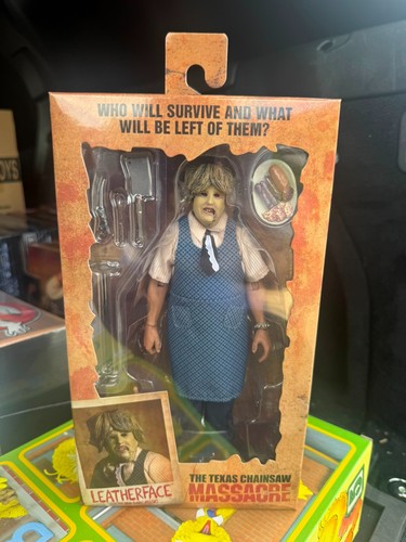 Neca texas chainsaw massacre - chainsaw,