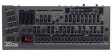 ROLAND JD-08 PROGRAMMABLE SYNTHESIZER Japan New