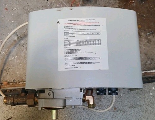 Andrews water heater gas - water,
