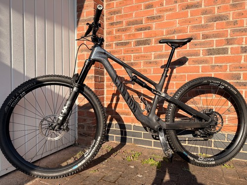 Used grey canyon neuron cf - used,