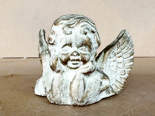 Vintage distressed white - distressed,