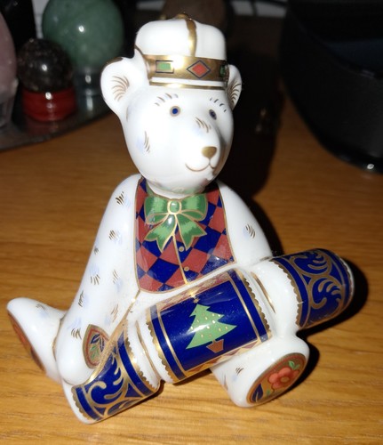 Royal crown derby - crown,