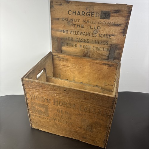 Whiskey crate white horse - whiskey,