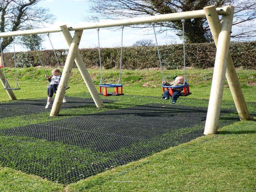 Heavy duty rubber grass mat - duty,