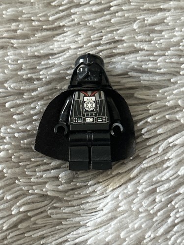 Lego darth vader medallion - darth,