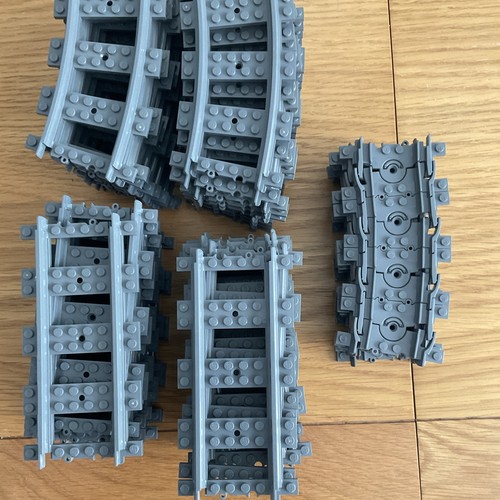 Lego train track pieces - train,