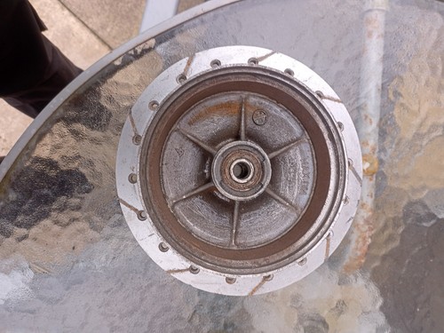 Suzuki ts185er front - front, hub