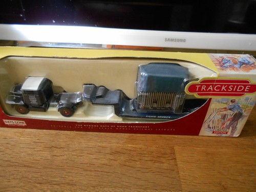Lledo trackside 76 scale - lledo,