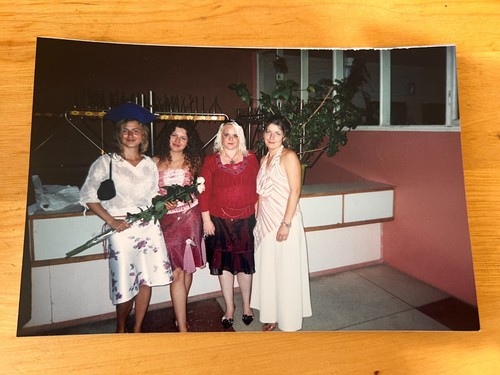 1990s curly woman women - curly,