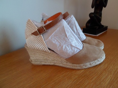 Neutral faux suede - faux,