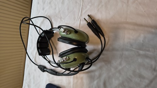 David clark headset - clark,