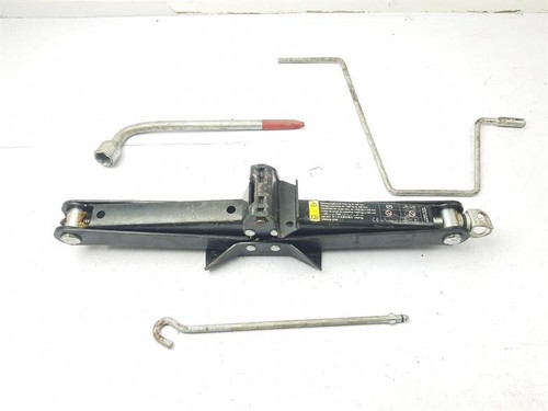 2009 volvo xc90 vehicle jack - 2009,