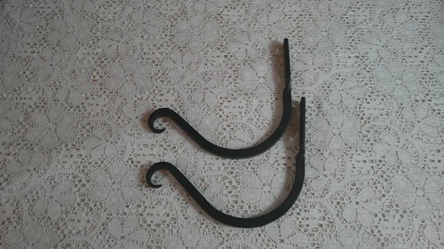 Black wrought iron wall - 2,