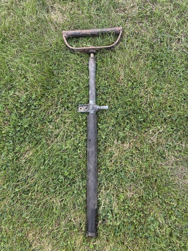 Unbranded stirrup pump working - stirrup,