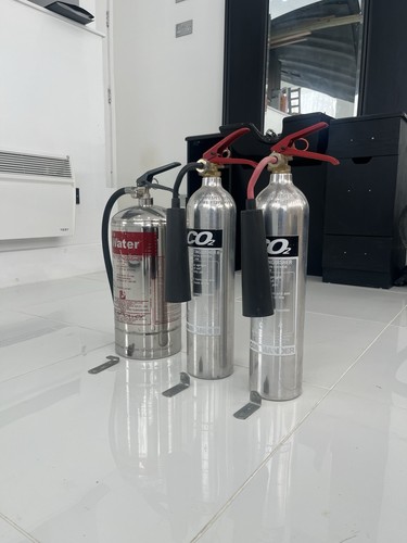 Job lot fire extinguishers - lot,
