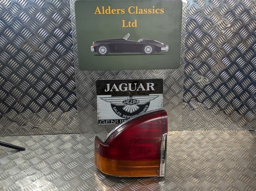 Jaguar xjs rear light - ,