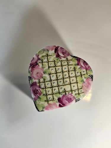 Heart shaped porcelain - shaped,