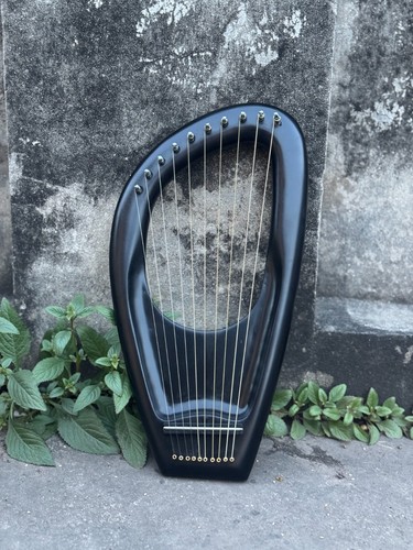 Black strings pentatonic - black, 10