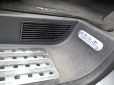 VW T5 Grill vent door steps