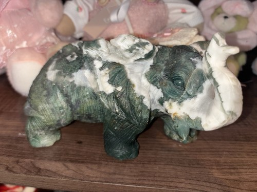 Green moss agate elephant - moss,