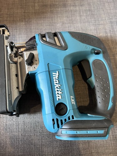 Makita djv180 lxt cordless 18v - lxt,