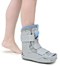 Short AIR Walker Boot - Protective Fracture Boot, Lightweight NHS Medical Boot