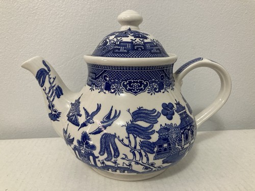 Churchill blue willow teapot - blue,