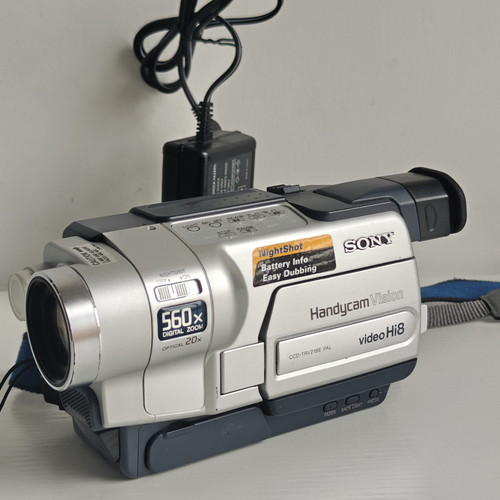 Sony handycam ccd trv218e hi8 - handycam, ccd-trv218e
