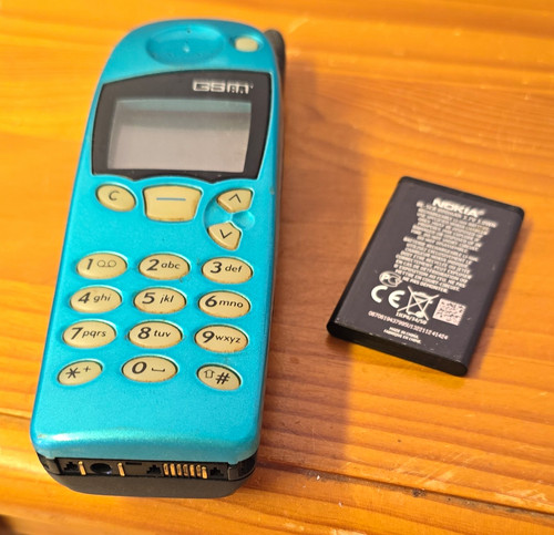 Vtg nokia 5110 blue keypad - nokia,