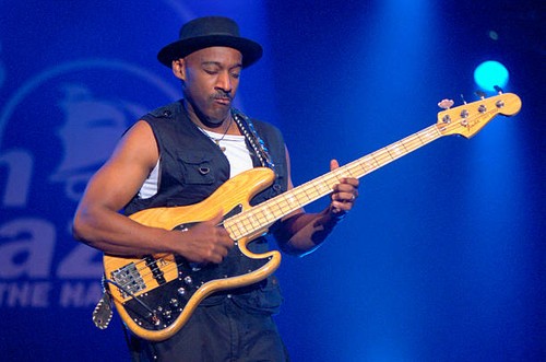 Marcus miller bass performs - marcus,