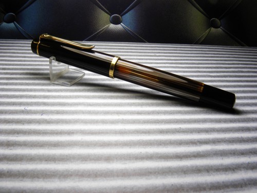 Vintage old style pelikan - old, "pelikan