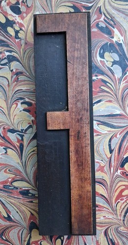 Huge wooden letterpress - huge,