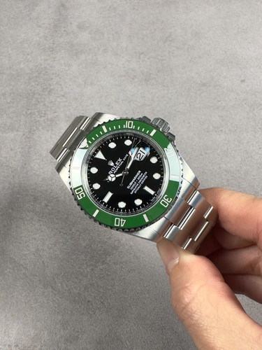 Rolex submariner date 126610lv - rolex,