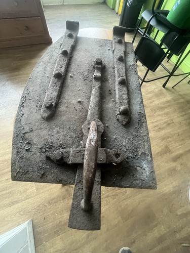 Vintage cast iron bread - cast,