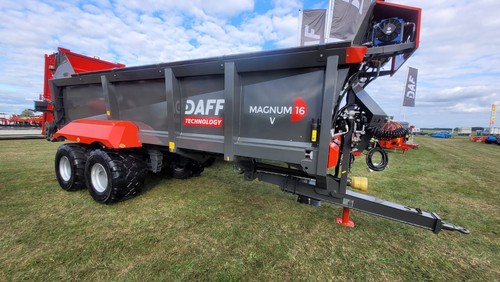Muck spreader manure - muck, spreader,