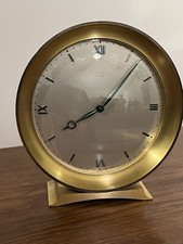 Vintage shelf desk clock