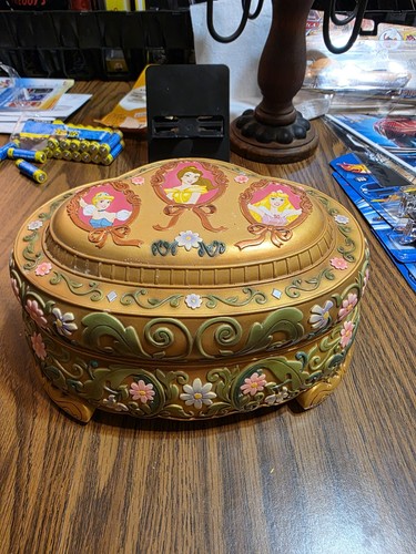 Vintage 1991 disney - vintage,